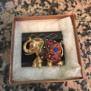 Vintage Elephant Pin 🐘